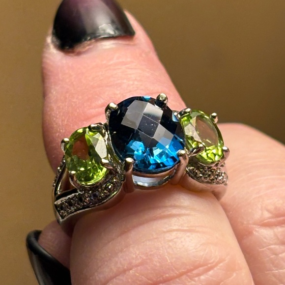 For You 💙💙💙 Clyde Duneier (CID) Blue Topaz Peridot 925 Ring w/ Zircon Accents - Picture 6 of 16